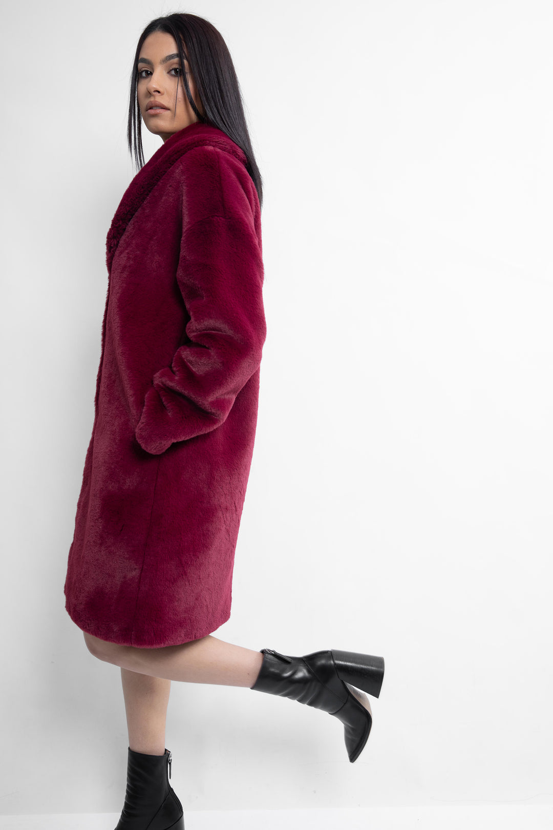 Faux fur coat available in Berry, cream and black | ANNA | Runway Secrets
