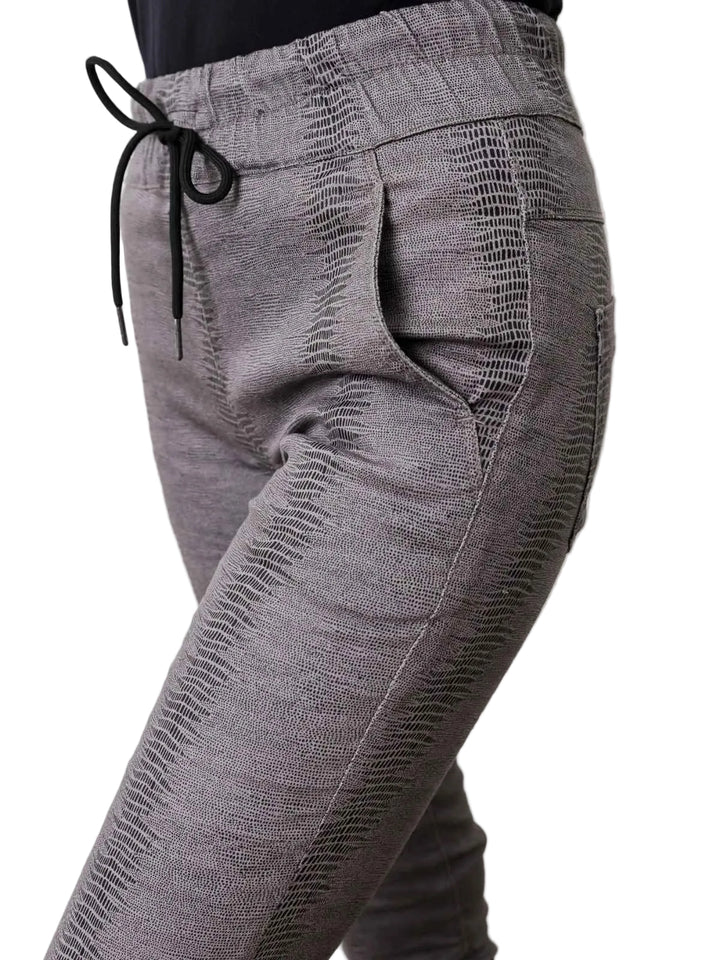 SHELLY LUX JOGGER PANTS