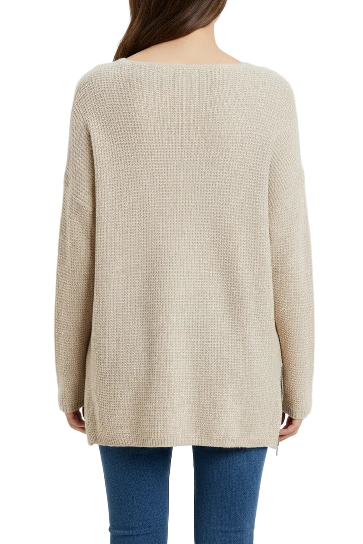 SMALL STAR OVERSIZED KNIT BY ANGELA