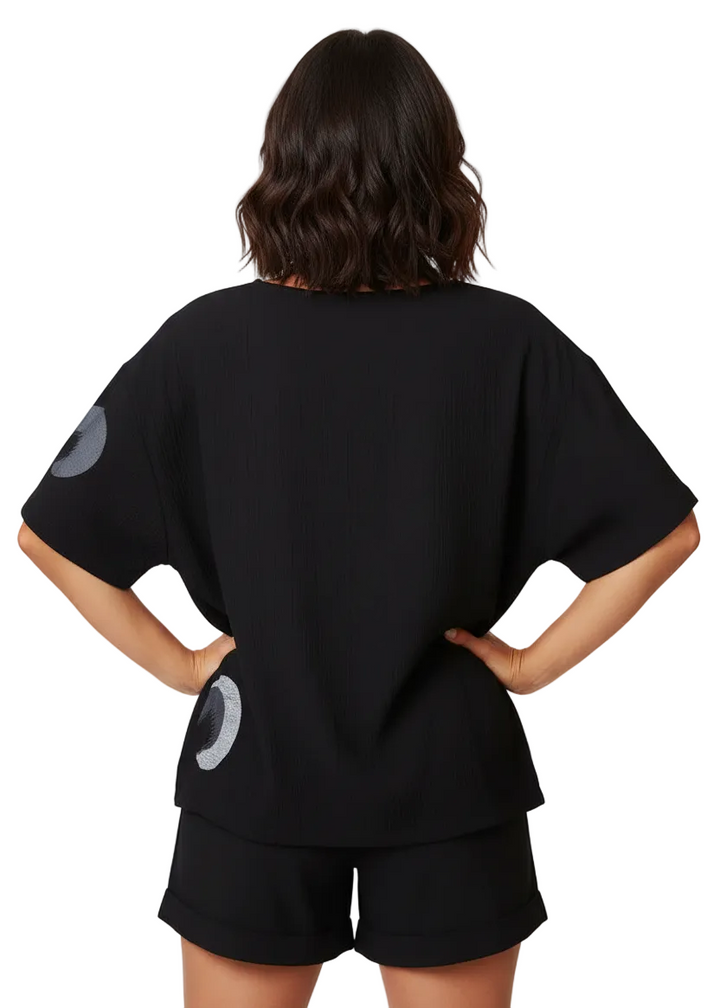 SILVER LINE - BLACK TOP WITH ROUND NECK BY RUNWAY SECRETS