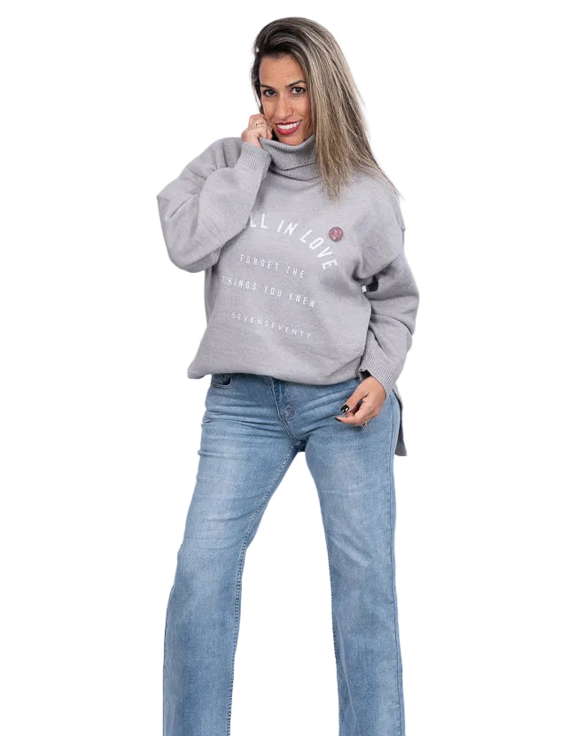 Turtle neck jumper | Runway Secrets