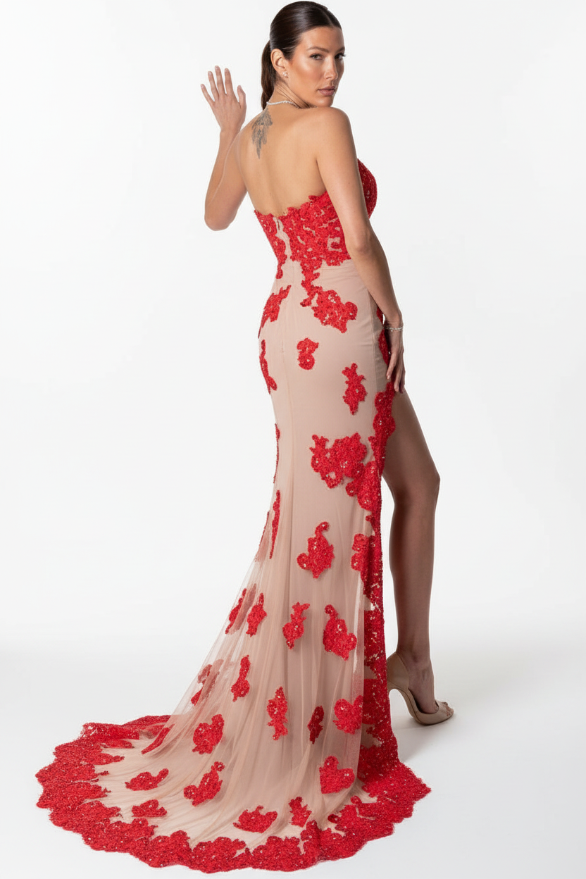 Strapless sweetheart cocktail gown with train | TYRA
