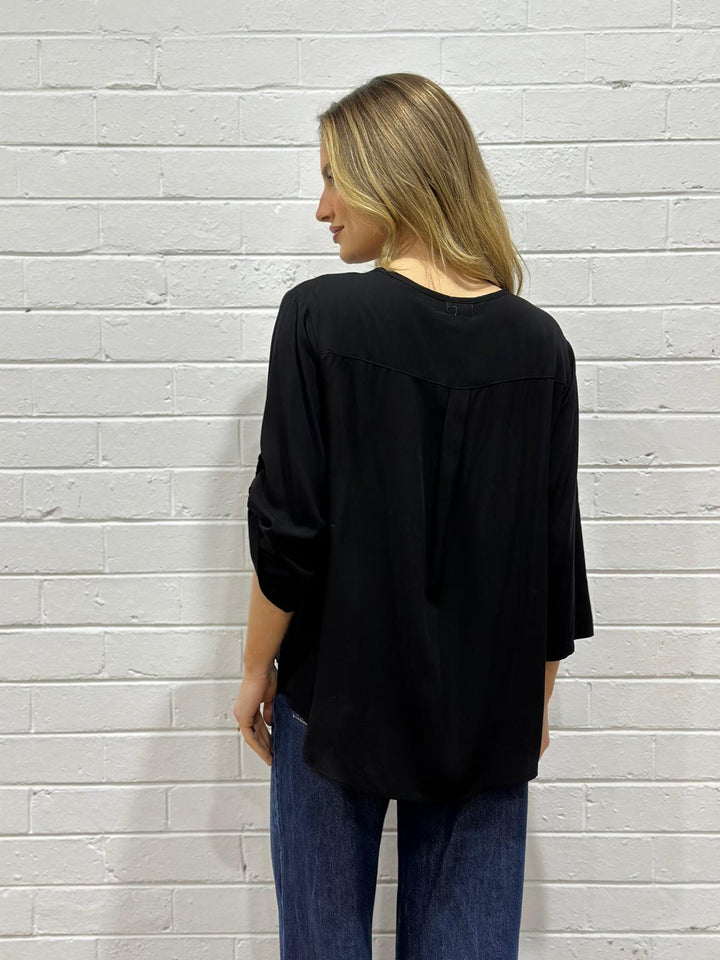 LEOPARD SEQUIN SHIRT